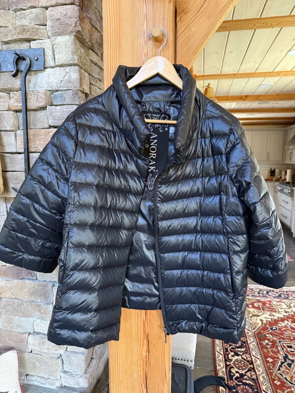 ANORAK Short Black Quilted Puffer Jacket